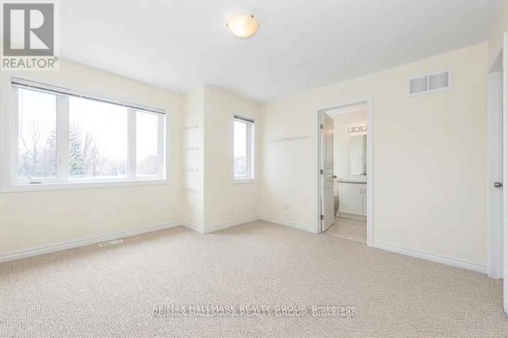 183 Claridge Drive, Ottawa, ON - Indoor Photo Showing Other Room