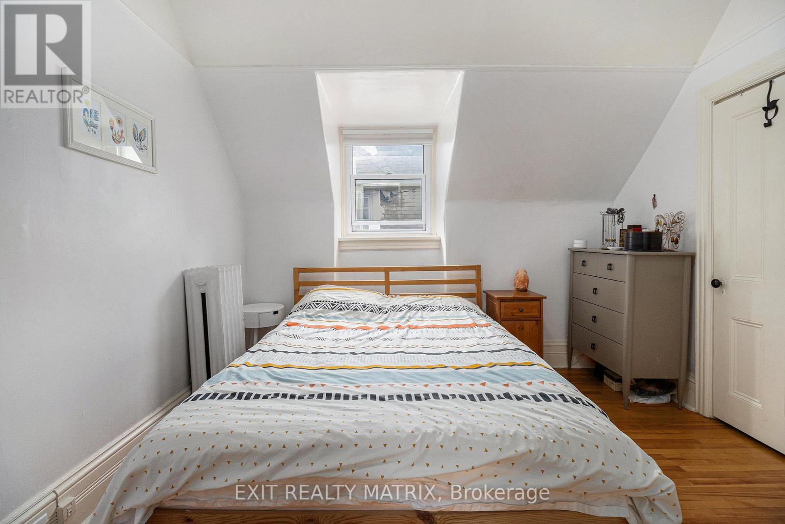 14 Somerset Street W, Ottawa, ON - Indoor Photo Showing Bedroom