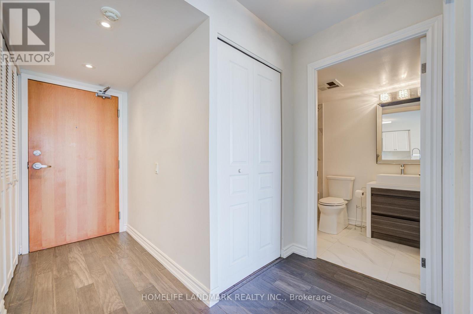 317 - 9017 Leslie Street, Richmond Hill, ON - Indoor Photo Showing Other Room