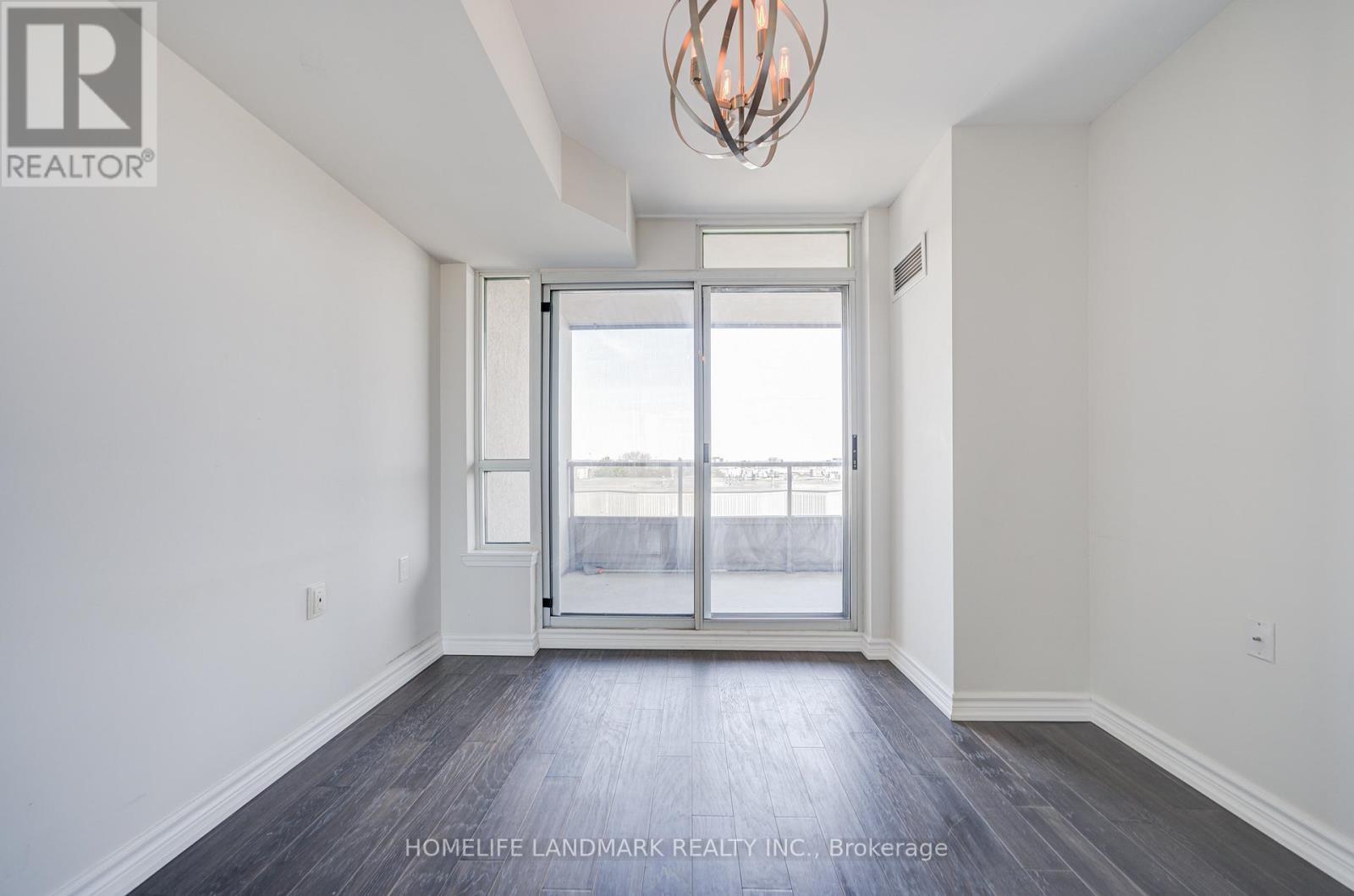 317 - 9017 Leslie Street, Richmond Hill, ON - Indoor Photo Showing Other Room