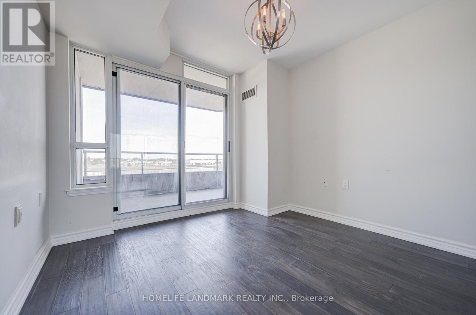 317 - 9017 Leslie Street, Richmond Hill, ON - Indoor Photo Showing Other Room