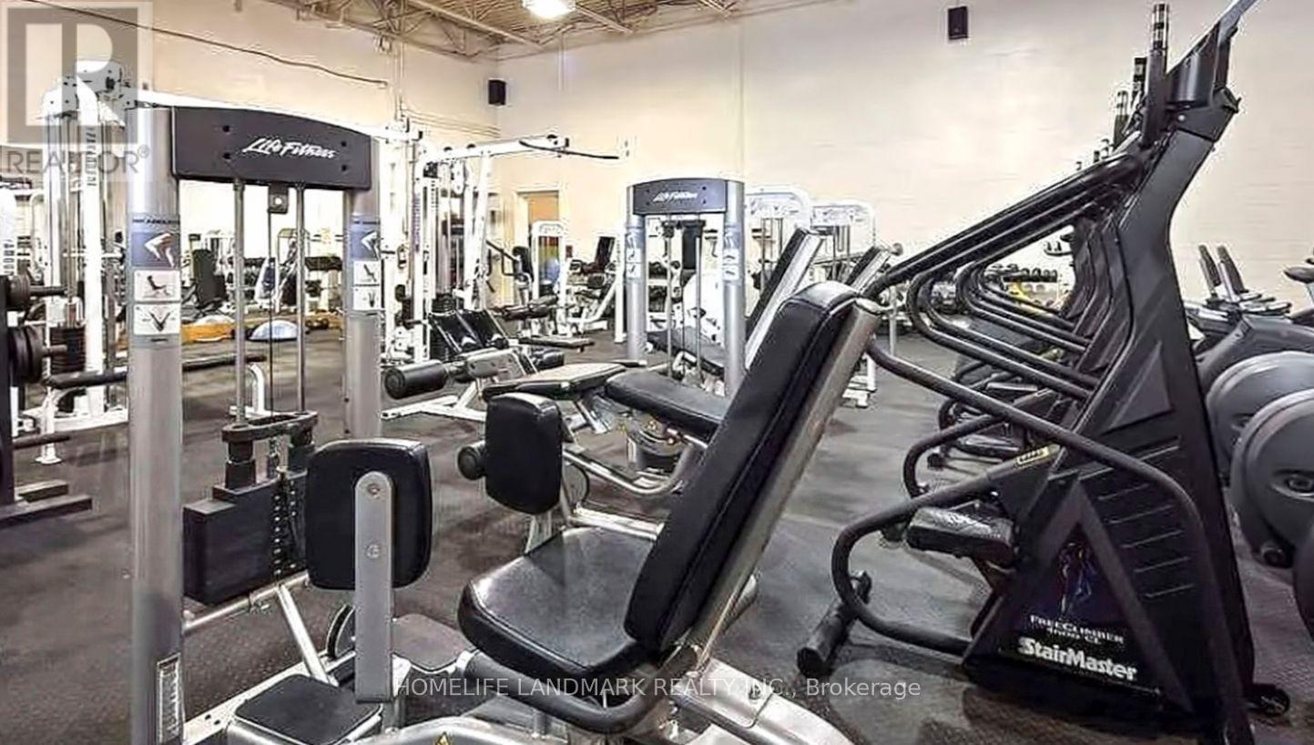 317 - 9017 Leslie Street, Richmond Hill, ON - Indoor Photo Showing Gym Room