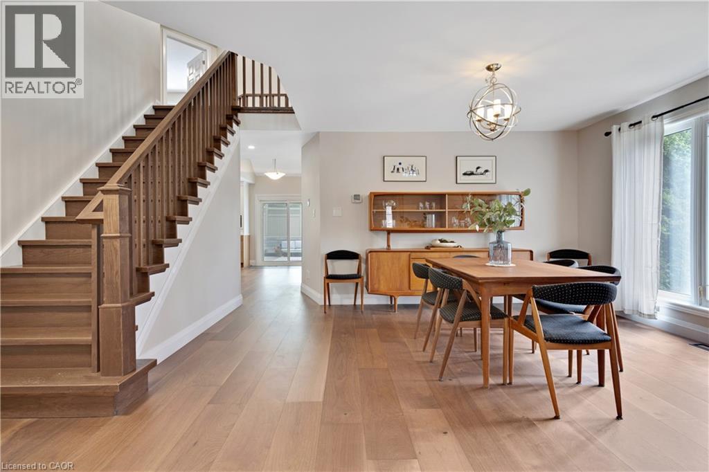 514 Birchleaf Walk, Waterloo, ON - Indoor Photo Showing Dining Room