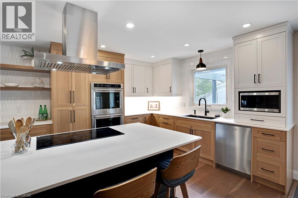 514 Birchleaf Walk, Waterloo, ON - Indoor Photo Showing Kitchen