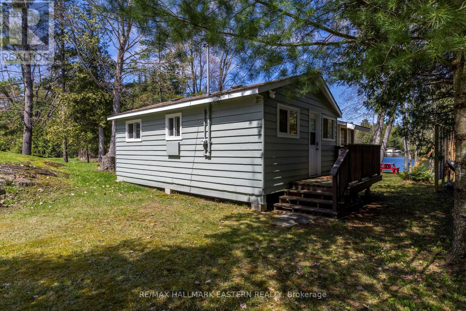 1810 Hull Road, Douro-Dummer, ON - Outdoor