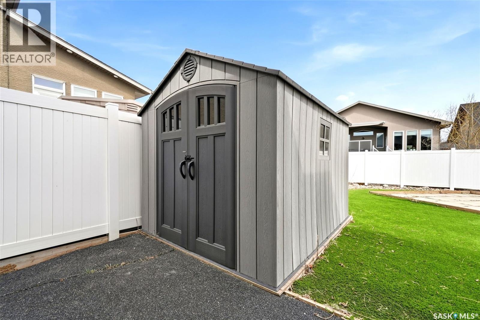 4151 Chuka Drive, Regina, SK - Outdoor