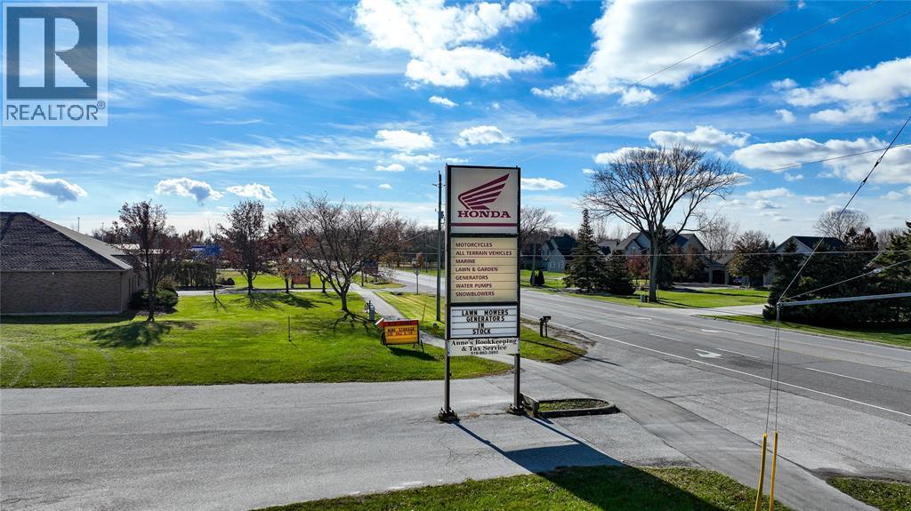 584 St. Clair Parkway, St Clair, ON
