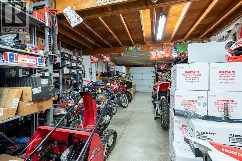 584 St. Clair Parkway, St Clair, ON