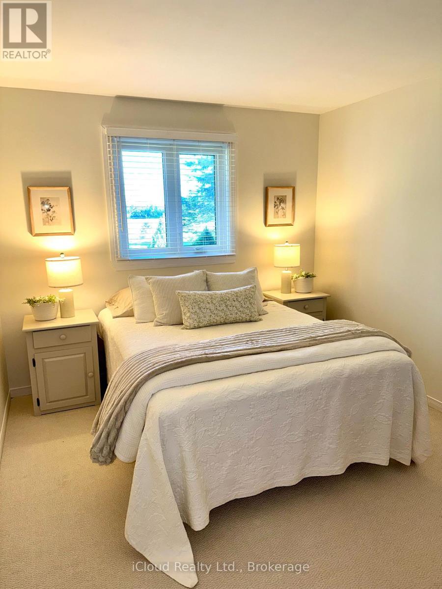 2nd Bedroom - 487202 30 Sdrd Side Road, Mono, ON - Indoor Photo Showing Bedroom