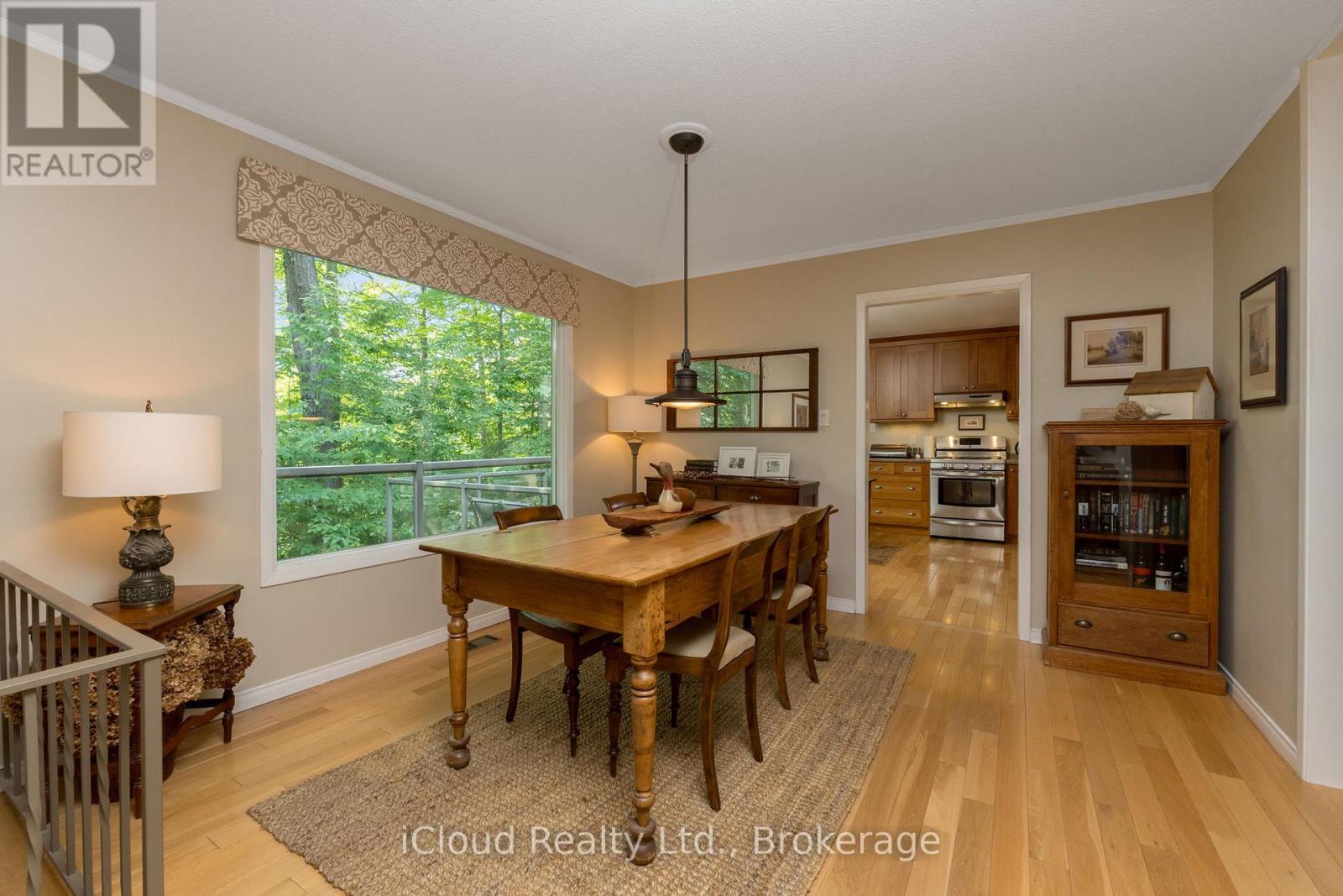 Dining room -great place to entertain in - 487202 30 Sdrd Side Road, Mono, ON - Indoor Photo Showing Dining Room