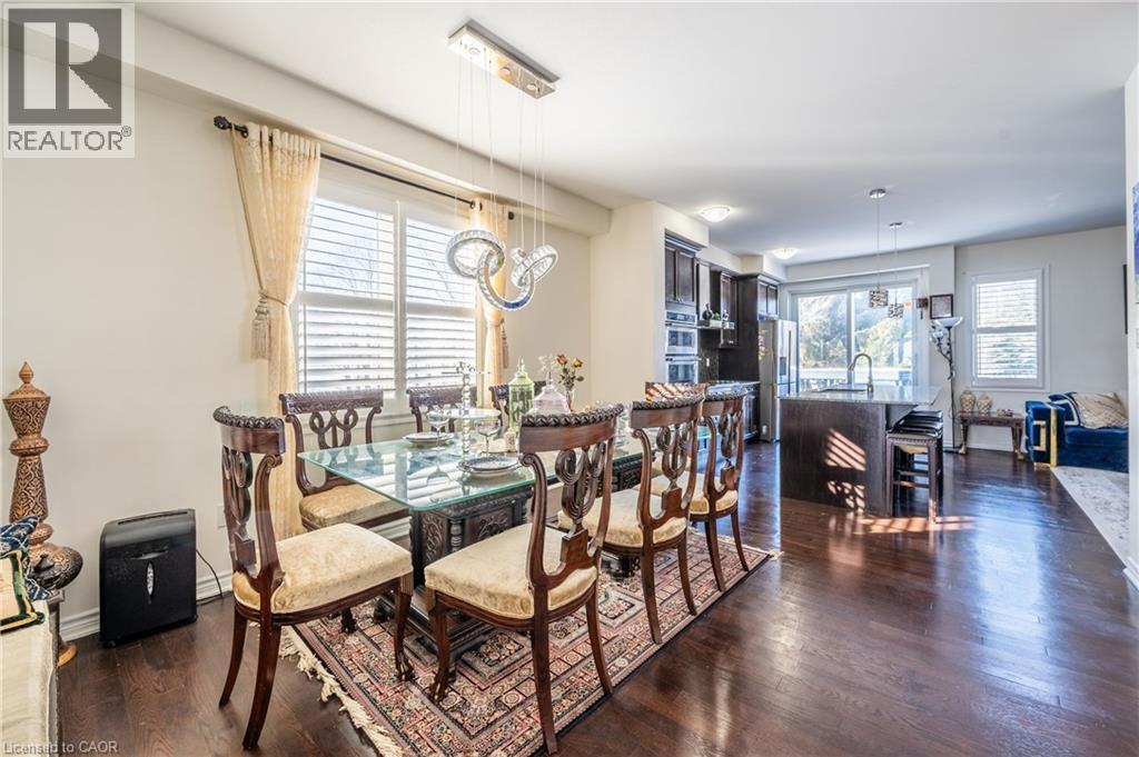 340 Shady Glen Crescent, Kitchener, ON - Indoor Photo Showing Dining Room