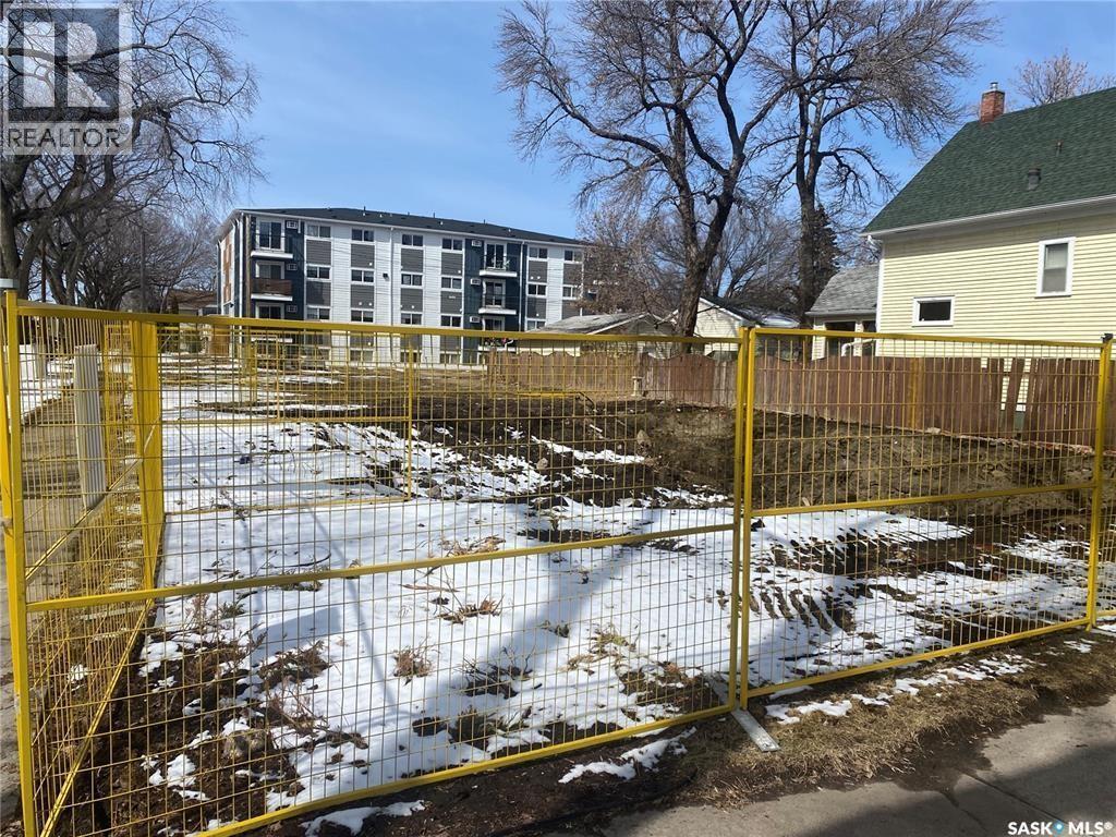 718 Lansdowne Avenue, Saskatoon, SK