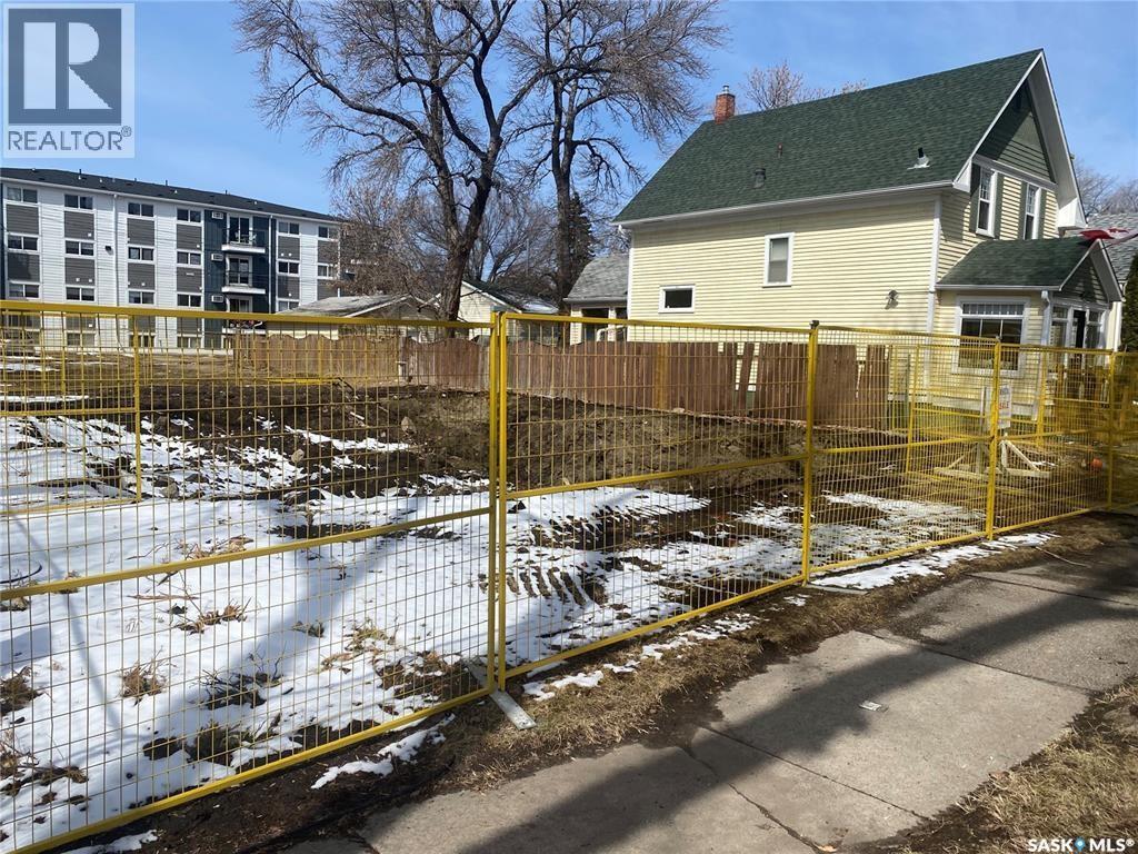 718 Lansdowne Avenue, Saskatoon, SK