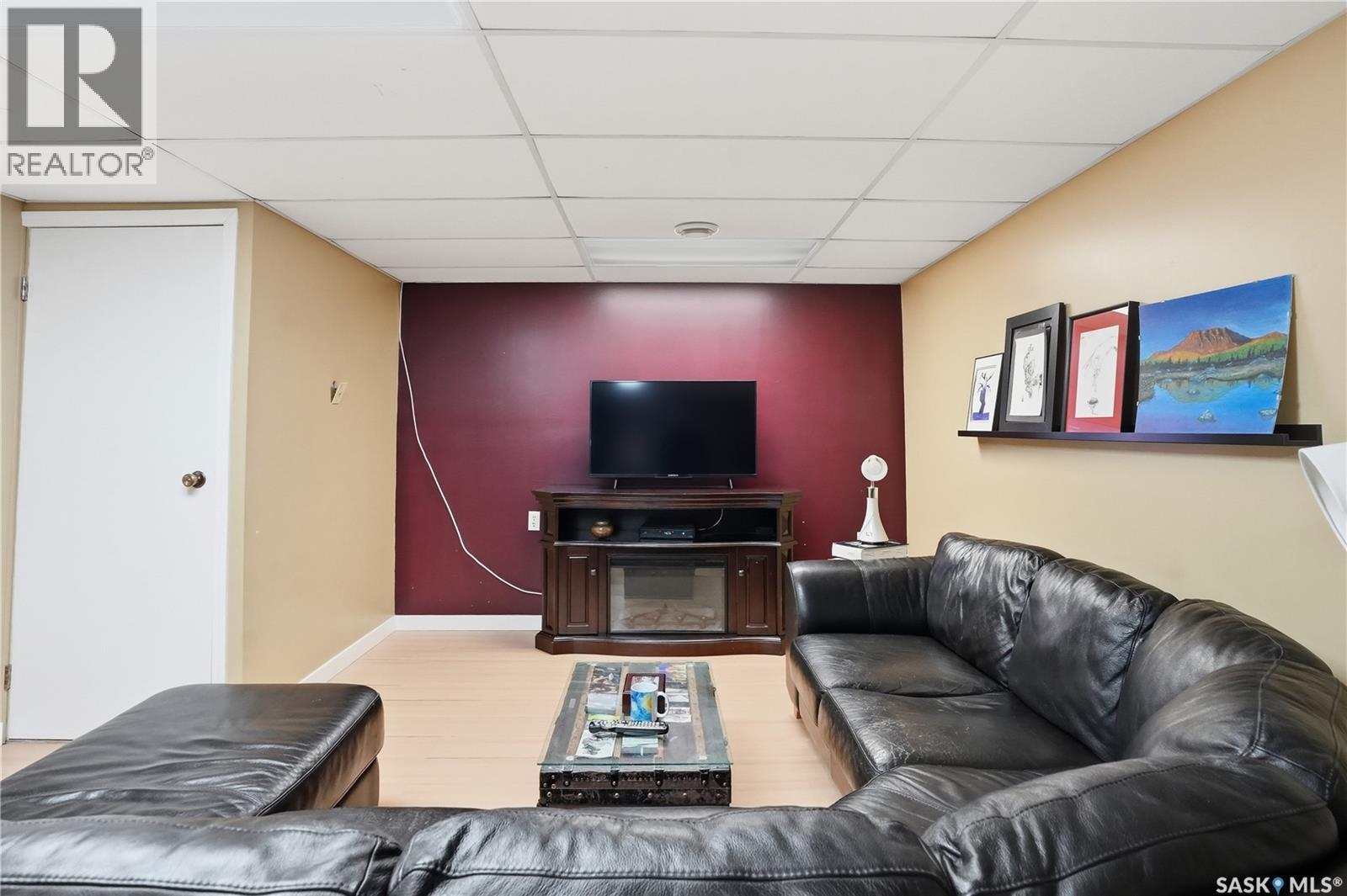 95 Schneider Crescent, Regina, SK - Indoor