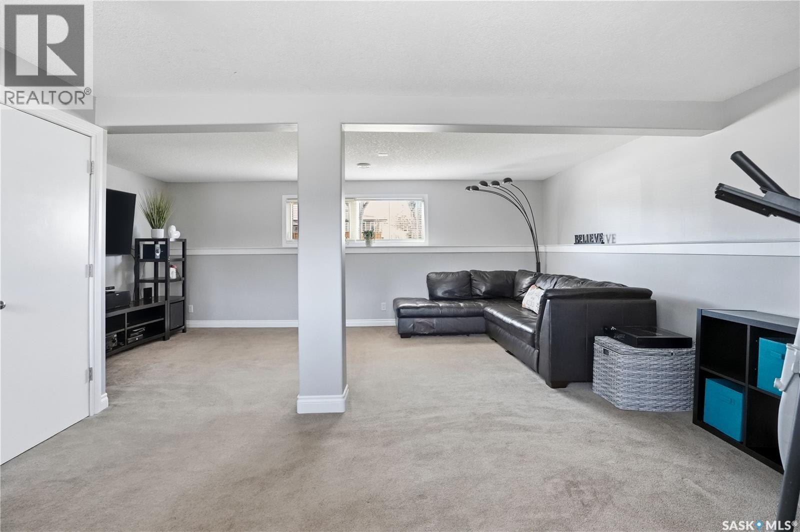 115 Stapleford Crescent, Regina, SK - Indoor