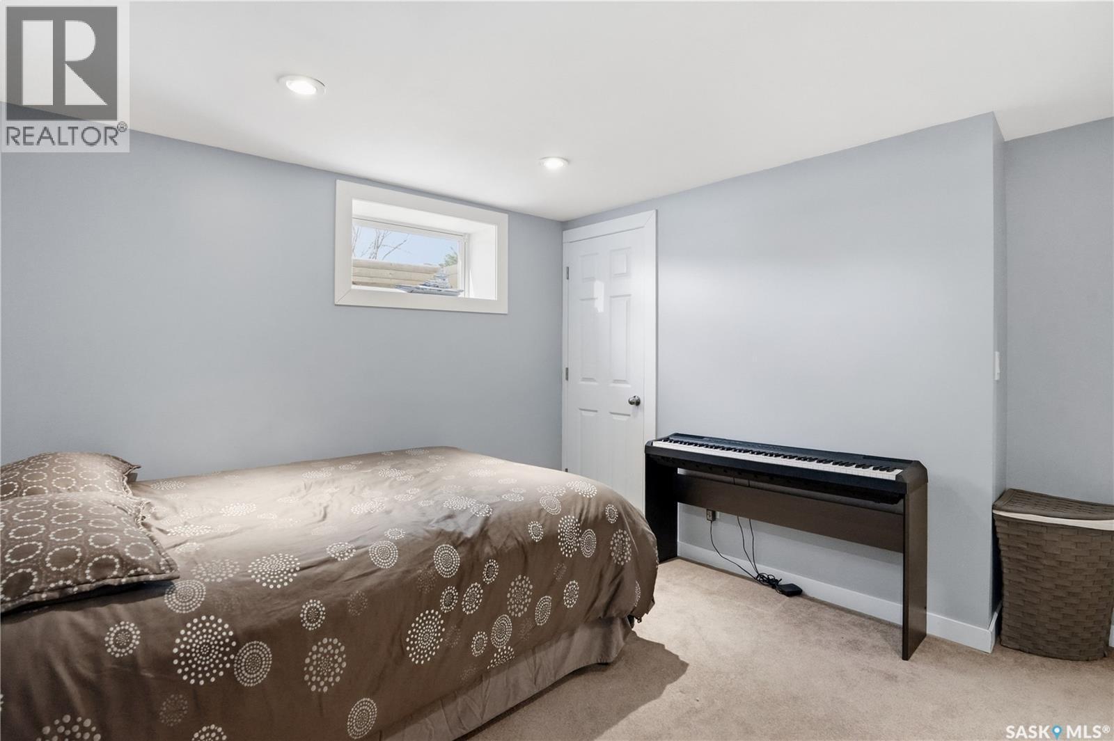 115 Stapleford Crescent, Regina, SK - Indoor Photo Showing Bedroom