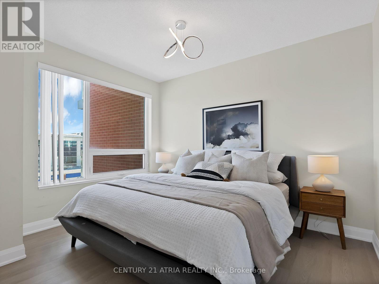 522 - 8228 Birchmount Road, Markham, ON - Indoor Photo Showing Bedroom