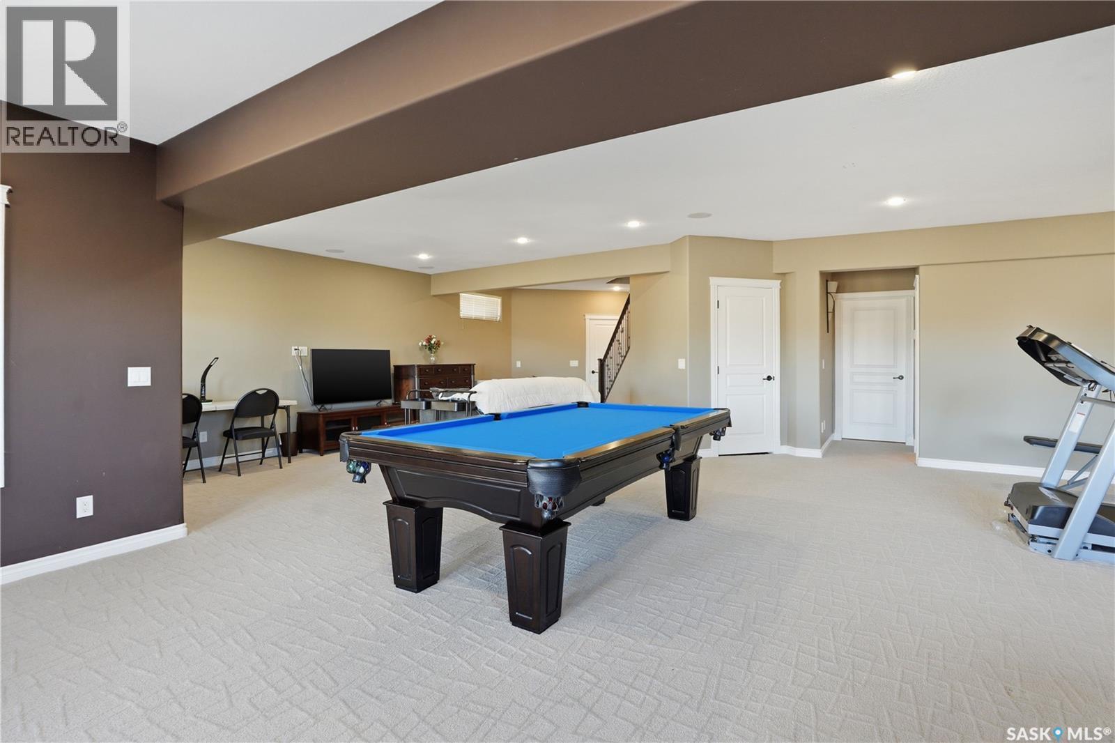 102 Thode Avenue, Saskatoon, SK - Indoor Photo Showing Other Room