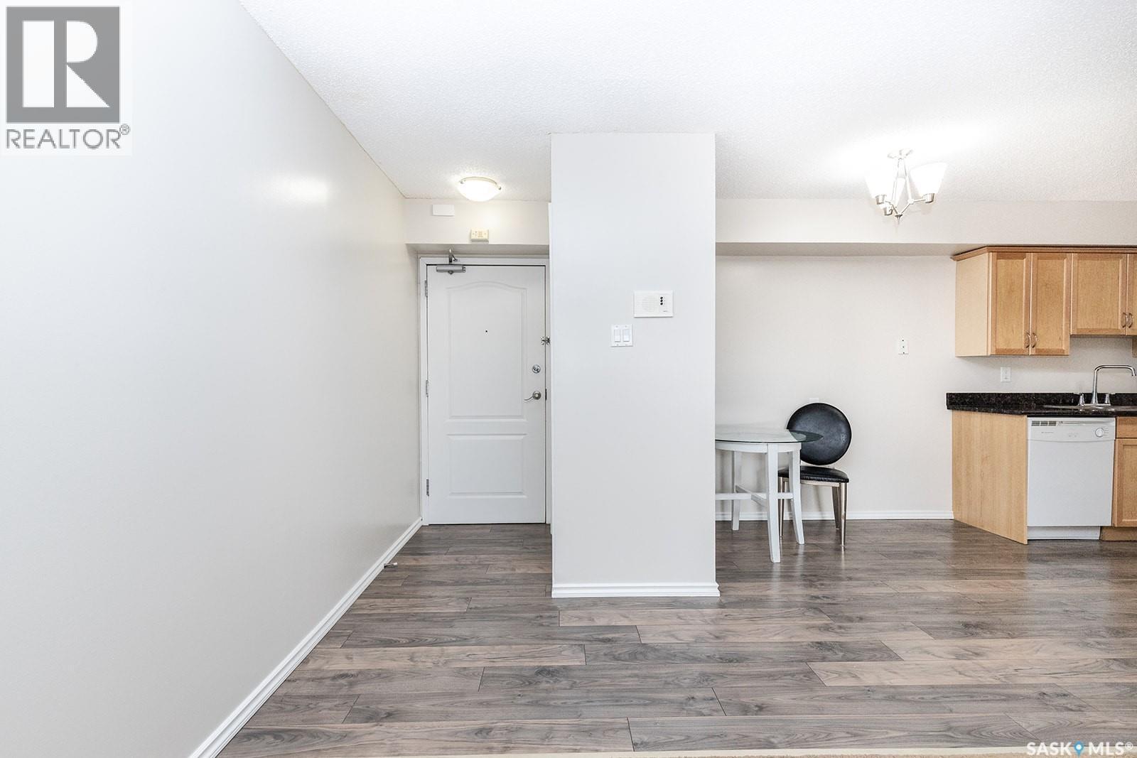 102D2 1121 Mckercher Drive, Saskatoon, SK - Indoor Photo Showing Other Room