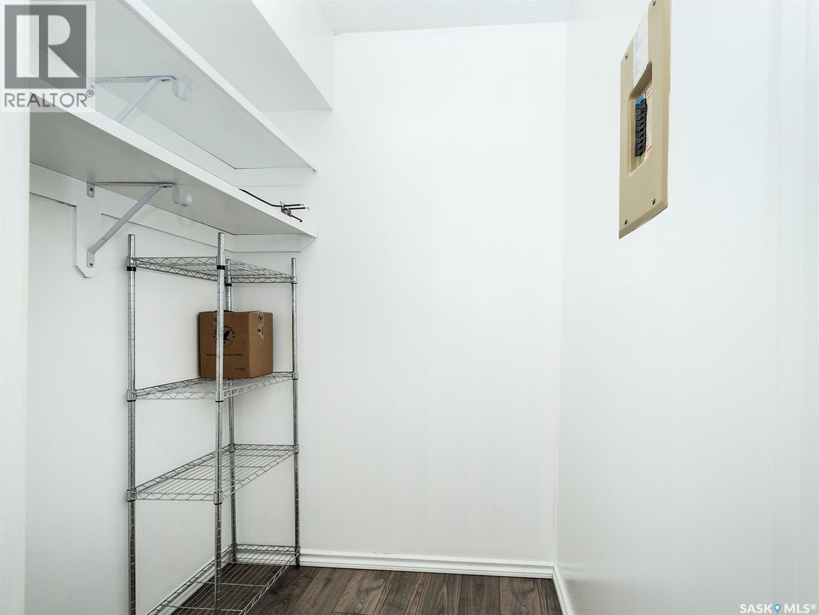 102D2 1121 Mckercher Drive, Saskatoon, SK - Indoor