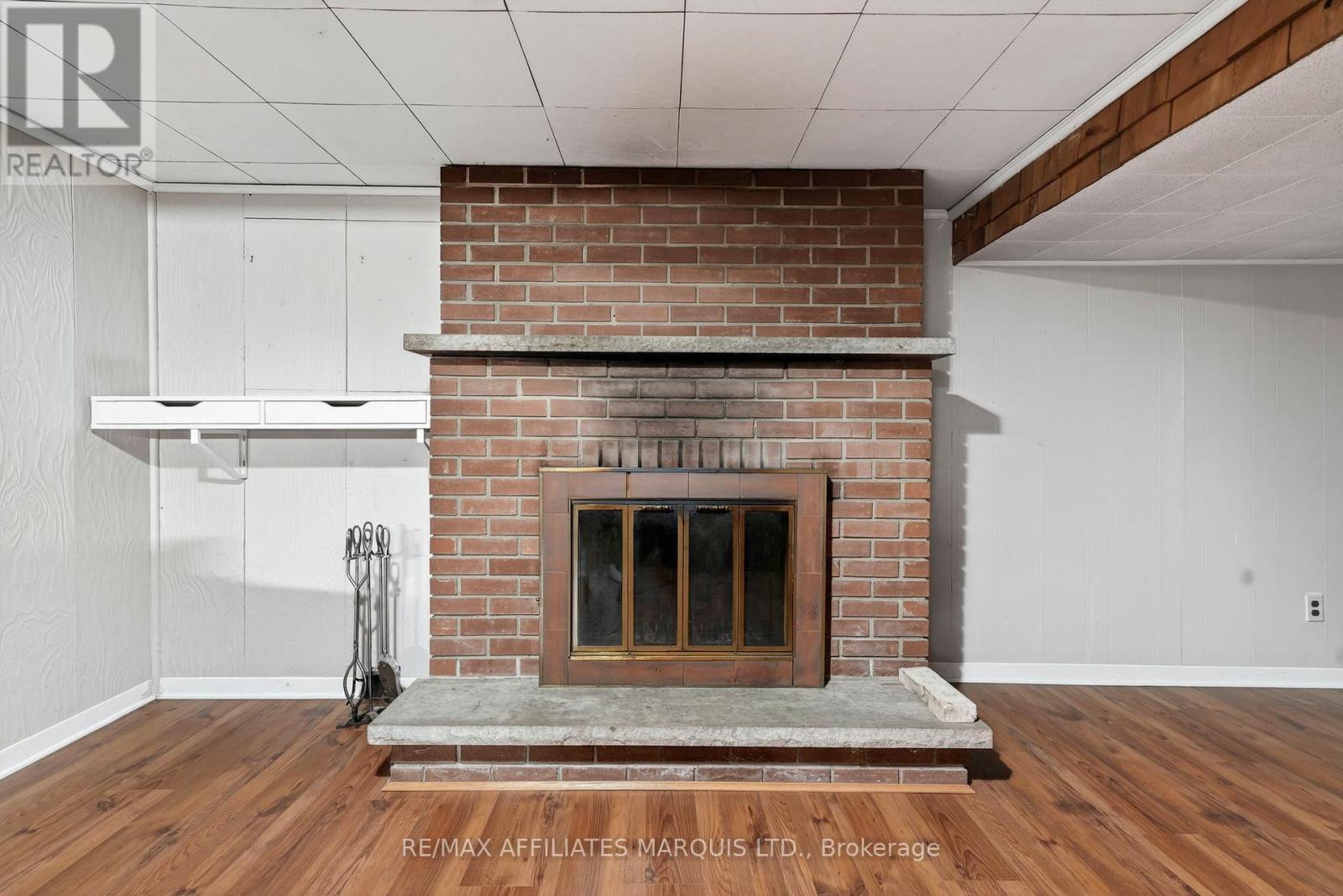 910 Leonard Avenue, Cornwall, ON - Indoor With Fireplace
