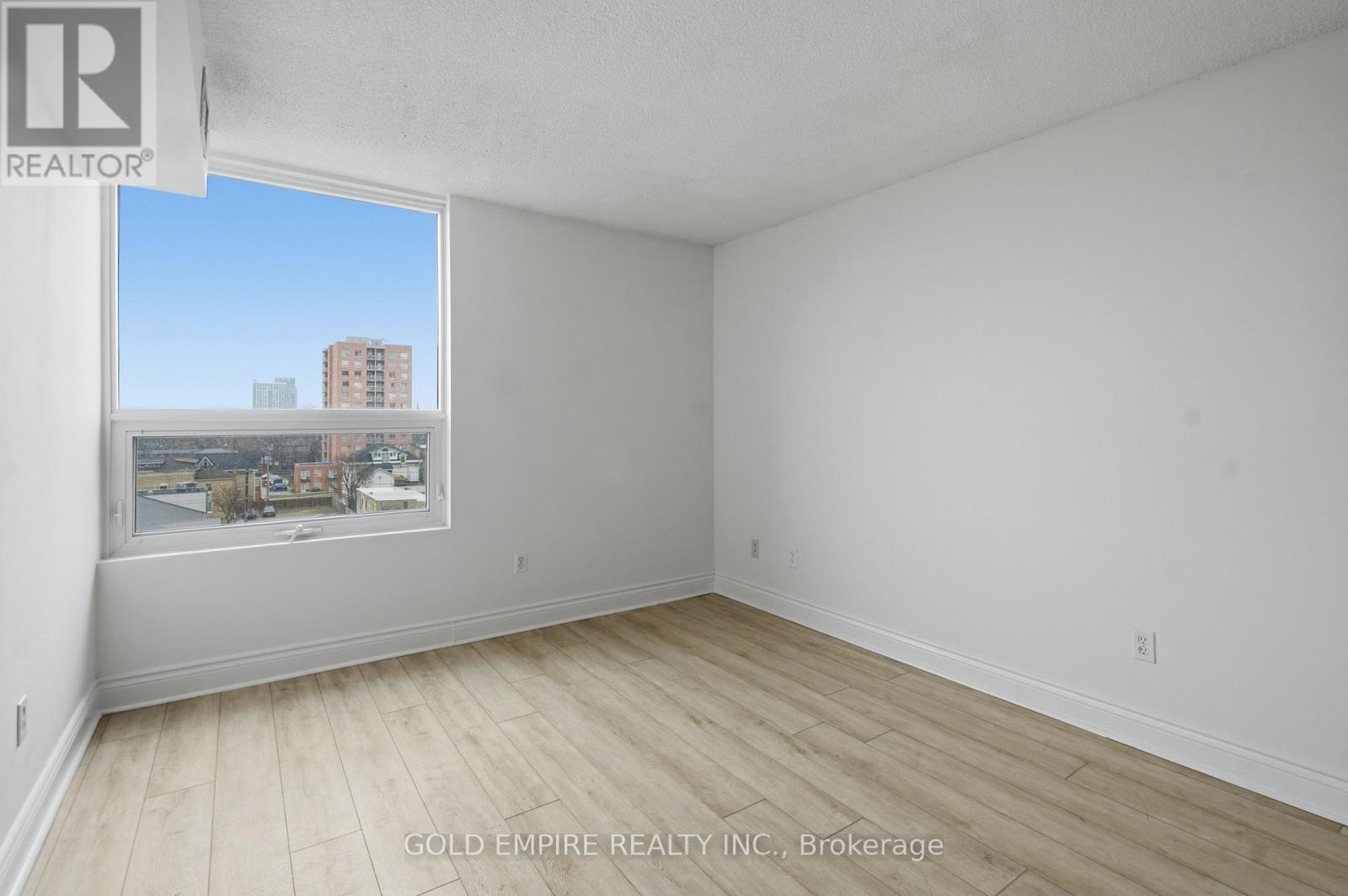701 - 389 Dundas Street, London East (East K), ON - Indoor Photo Showing Other Room