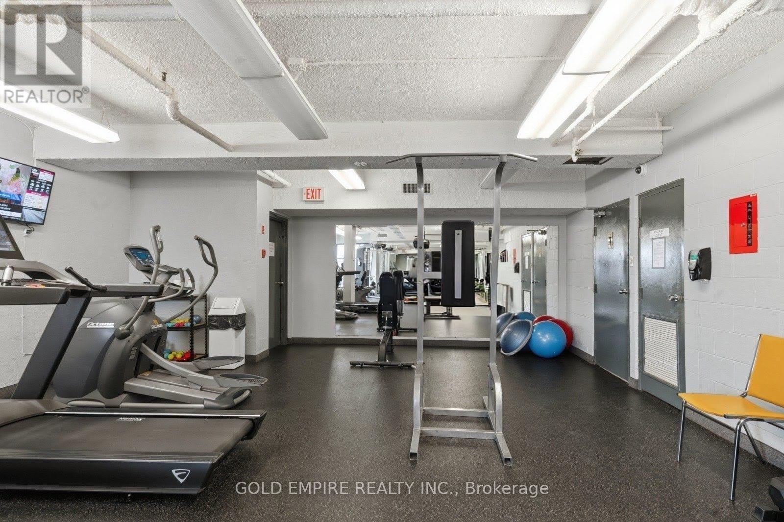 701 - 389 Dundas Street, London East (East K), ON - Indoor Photo Showing Gym Room