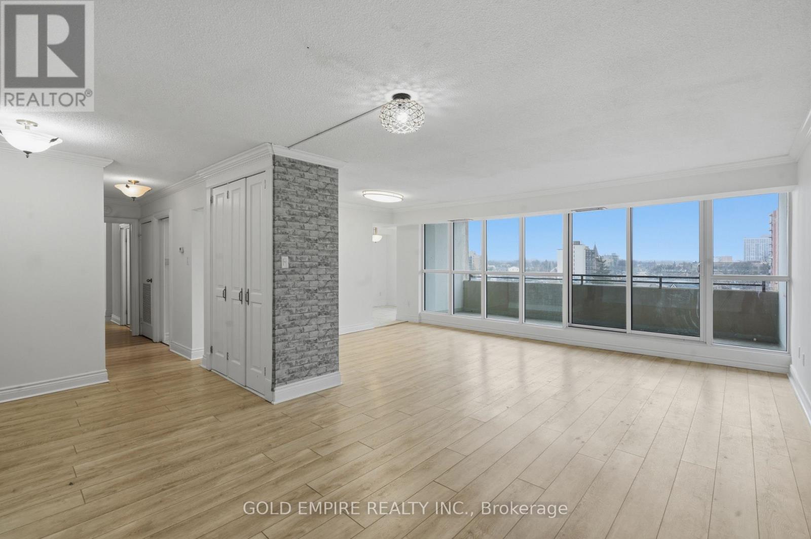 701 - 389 Dundas Street, London East (East K), ON - Indoor Photo Showing Other Room