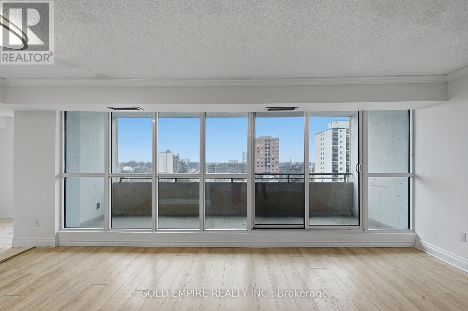 701 - 389 Dundas Street, London East (East K), ON - Indoor Photo Showing Other Room