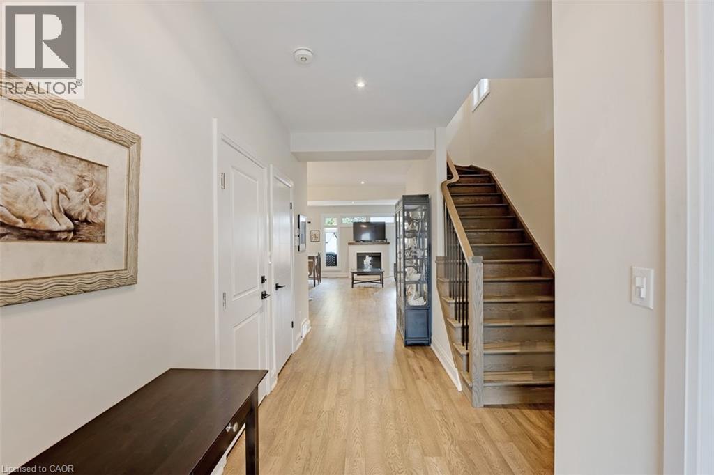 77 B Broadway Avenue, St. Catharines, ON - Indoor Photo Showing Other Room