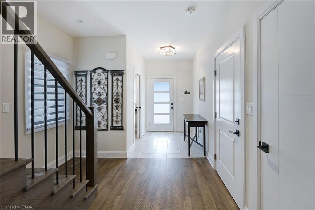 77 B Broadway Avenue, St. Catharines, ON - Indoor Photo Showing Other Room