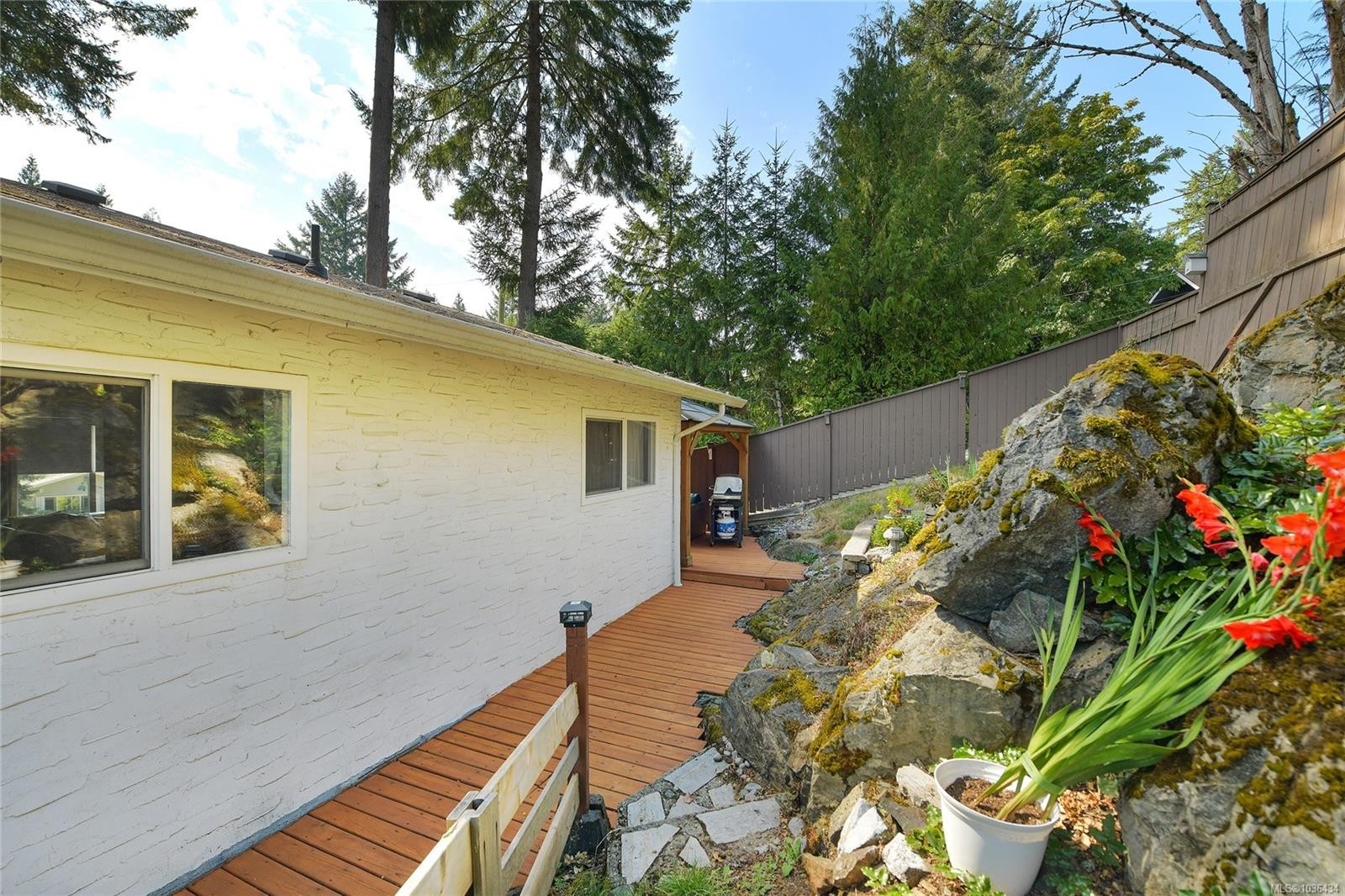 600 Phelps Ave, Langford, BC