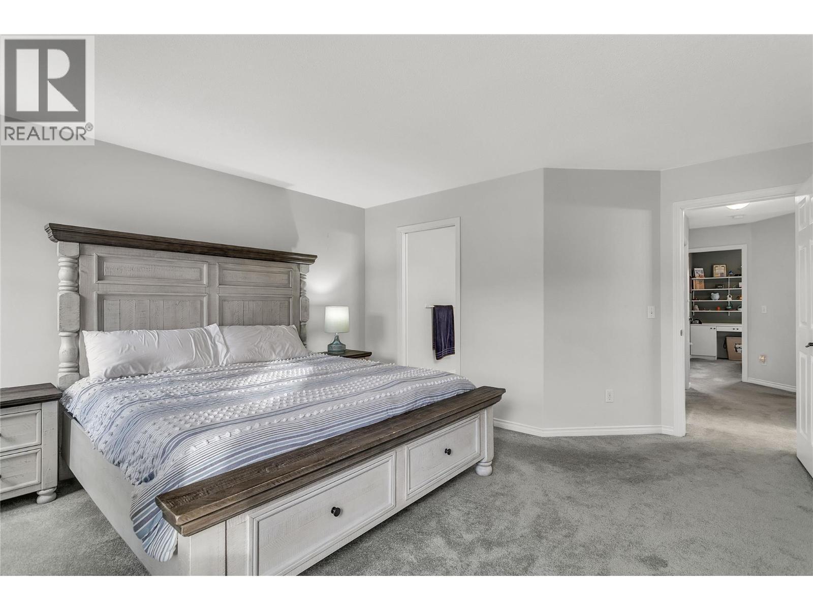 3819 Glen Canyon Drive, West Kelowna, BC - Indoor Photo Showing Bedroom