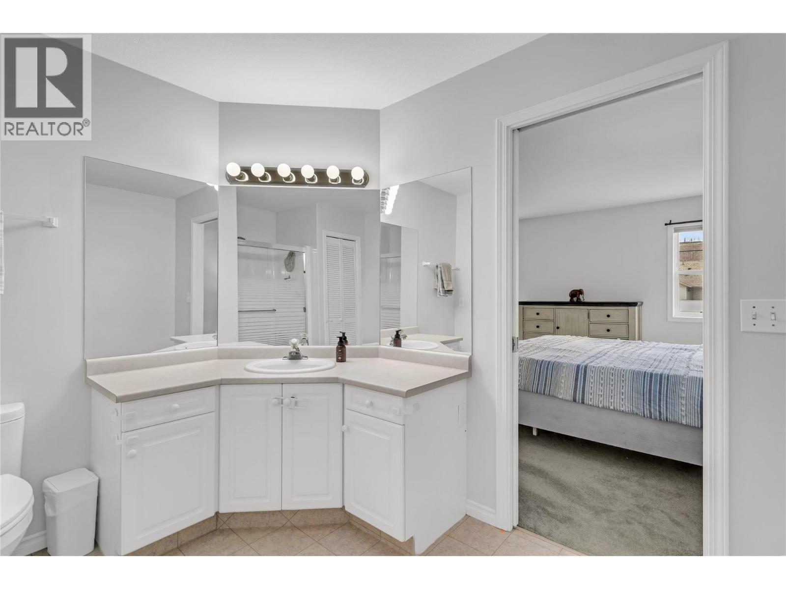 3819 Glen Canyon Drive, West Kelowna, BC - Indoor Photo Showing Bathroom