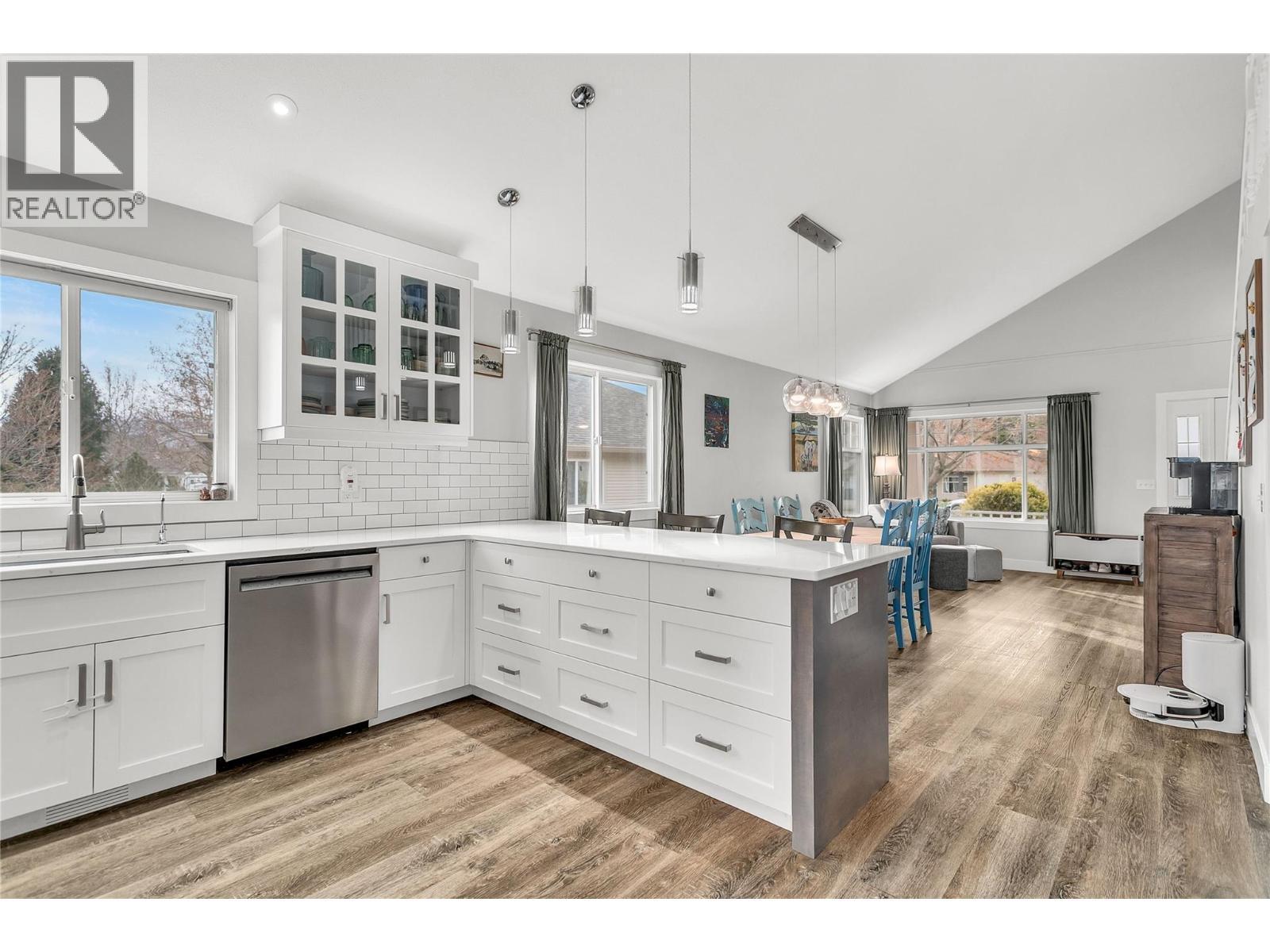 Lovely renovated kitchen - 3819 Glen Canyon Drive, West Kelowna, BC - Indoor Photo Showing Kitchen With Upgraded Kitchen