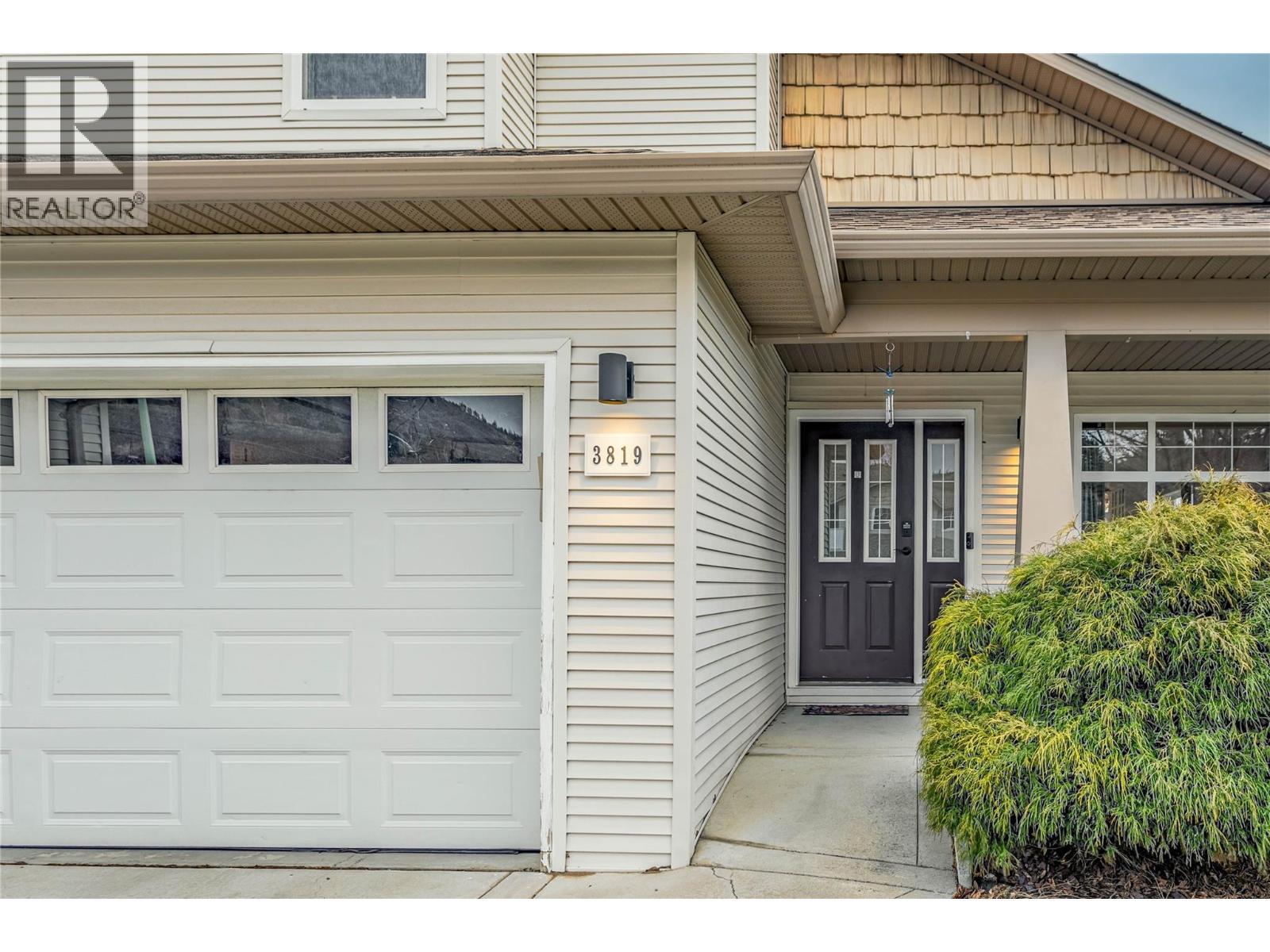 3819 Glen Canyon Drive, West Kelowna, BC - Outdoor