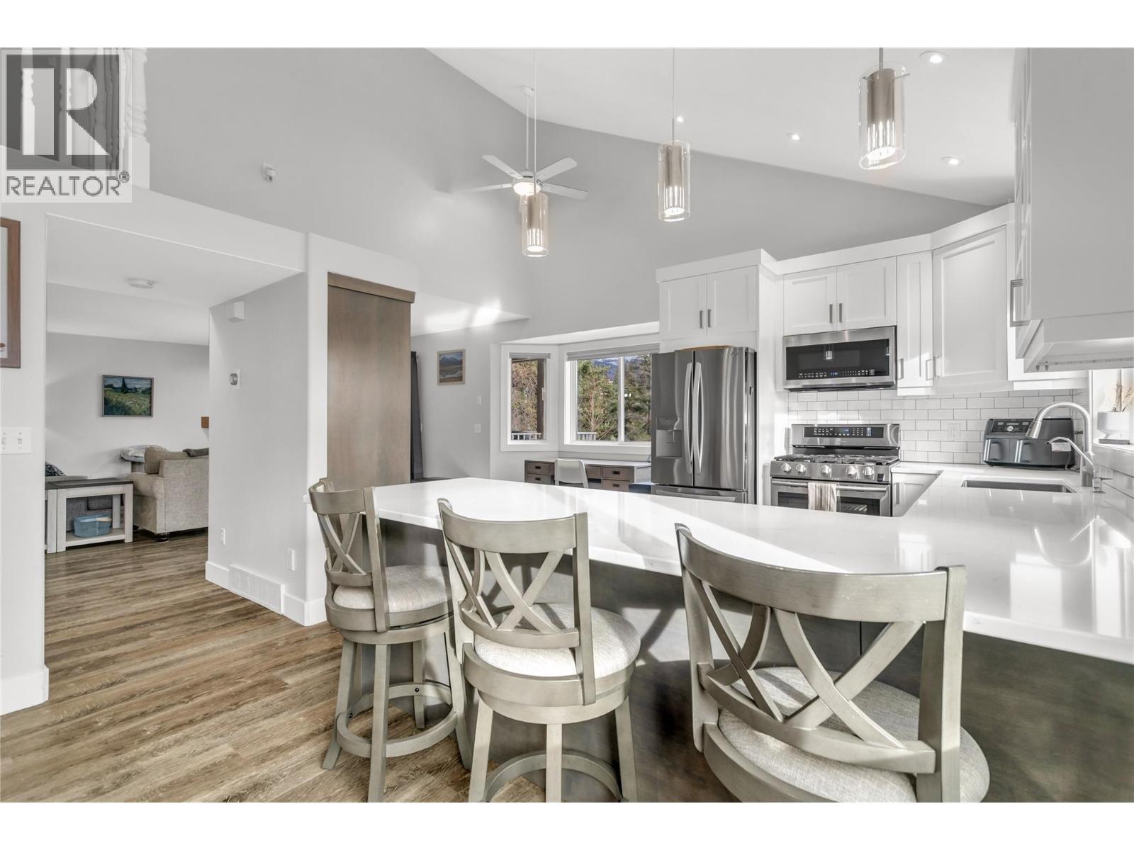 3819 Glen Canyon Drive, West Kelowna, BC - Indoor