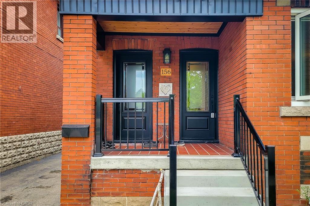 Entrance to property with double brick. - 156 Park Row S, Hamilton, ON - Outdoor With Exterior