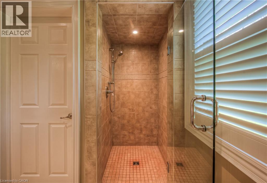 145 Riverbank Drive, Cambridge, ON - Indoor Photo Showing Other Room