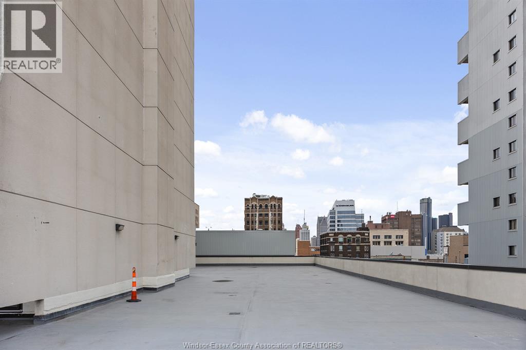 150 Park Unit# 613, Windsor, ON - Outdoor