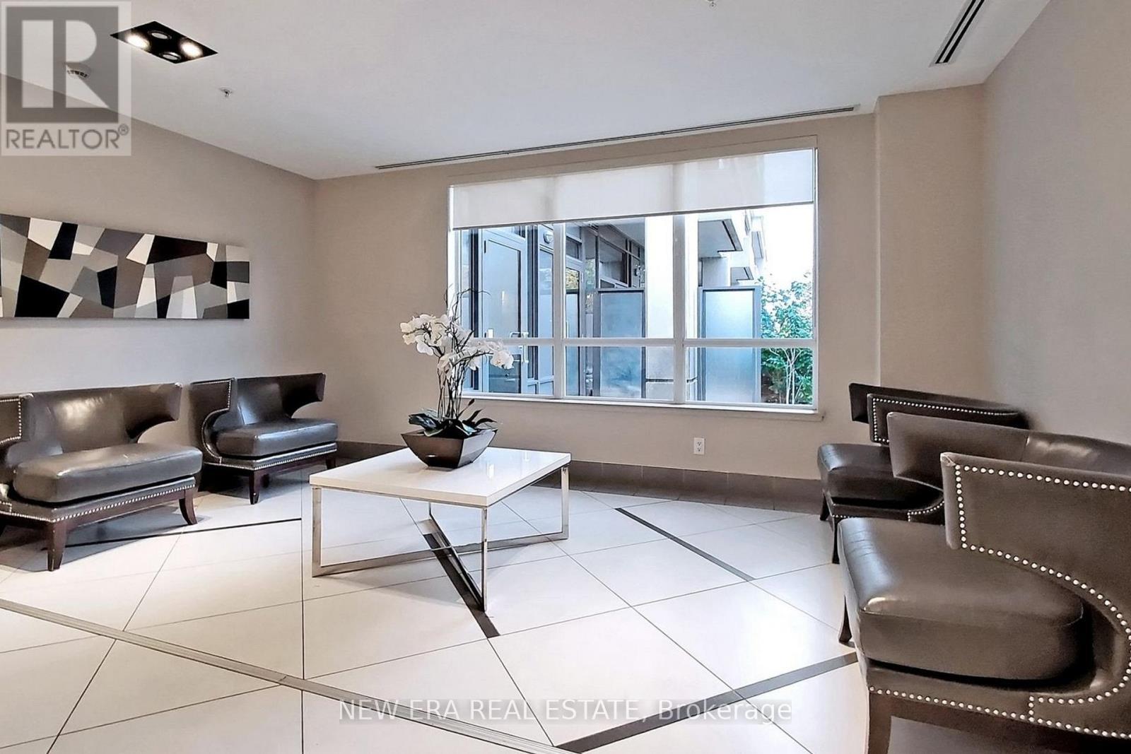 1206 - 75 North Park Road, Vaughan, ON - Indoor Photo Showing Living Room