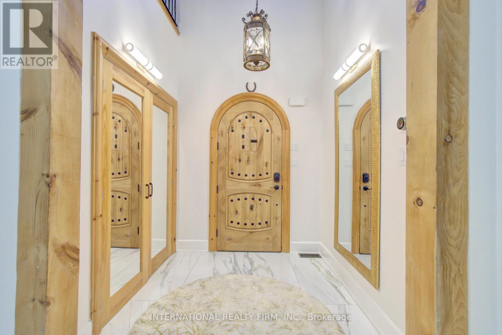 6 Pinehurst Lane, Springwater, ON - Outdoor