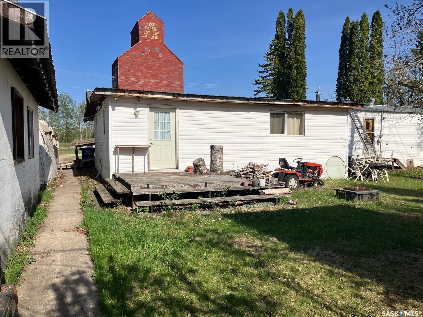 407 Railway Avenue, White Fox, SK
