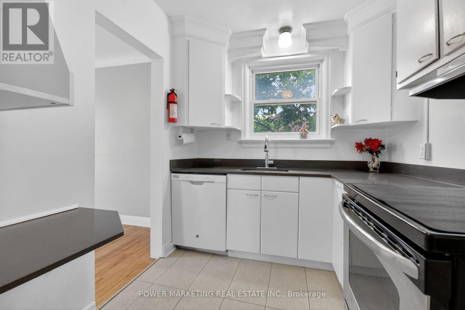 391 Greenwood Avenue, Ottawa, ON