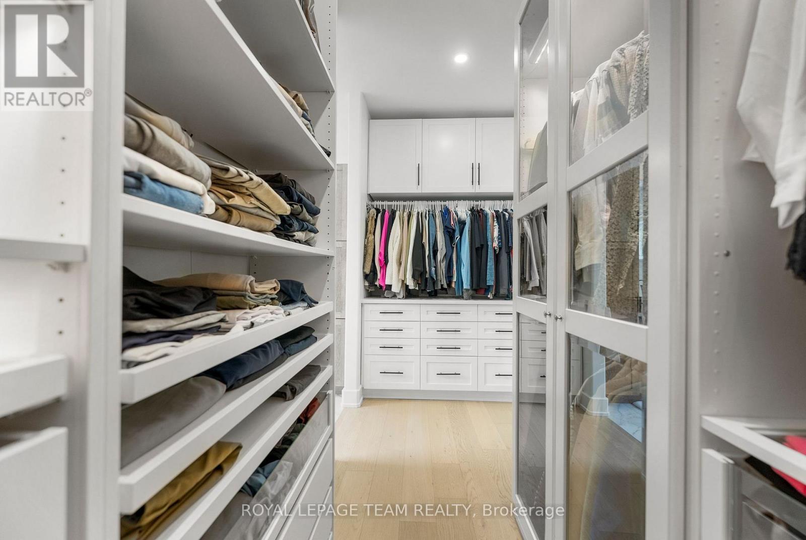 108 Royal Troon Lane, Ottawa, ON - Indoor With Storage