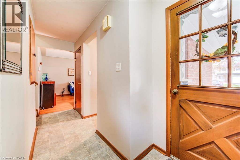 18 Queenston Crescent, Kitchener, ON - Indoor Photo Showing Other Room