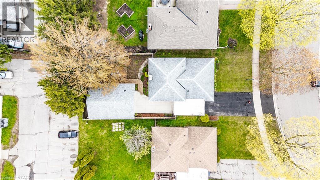 18 Queenston Crescent, Kitchener, ON - Outdoor With View