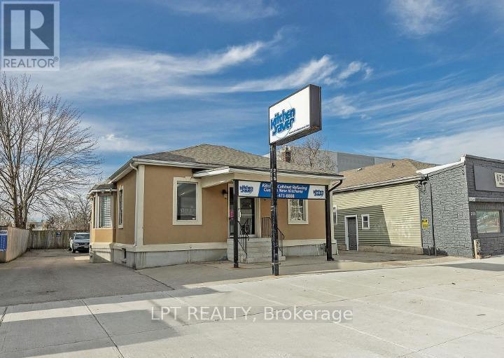 215 Wellington Street, London East (East K), ON