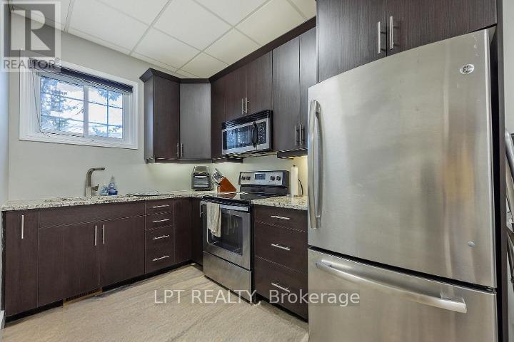215 Wellington Street, London East (East K), ON