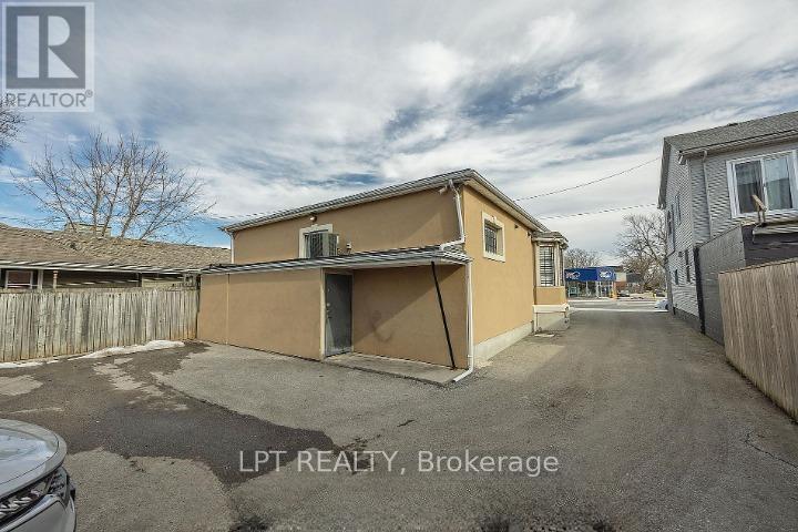 215 Wellington Street, London East (East K), ON